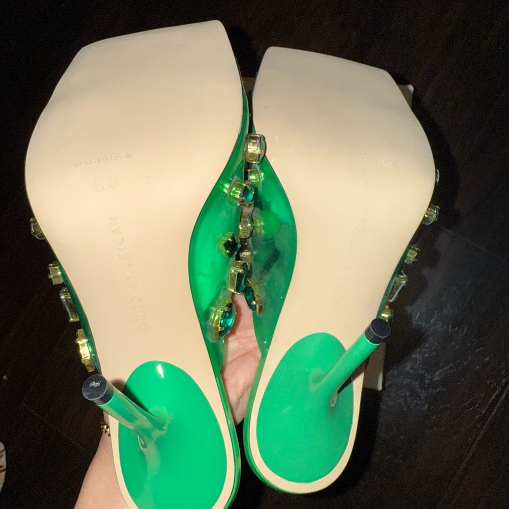 💚 NIB! Good American Jeweled Sandals - Picture 12 of 16